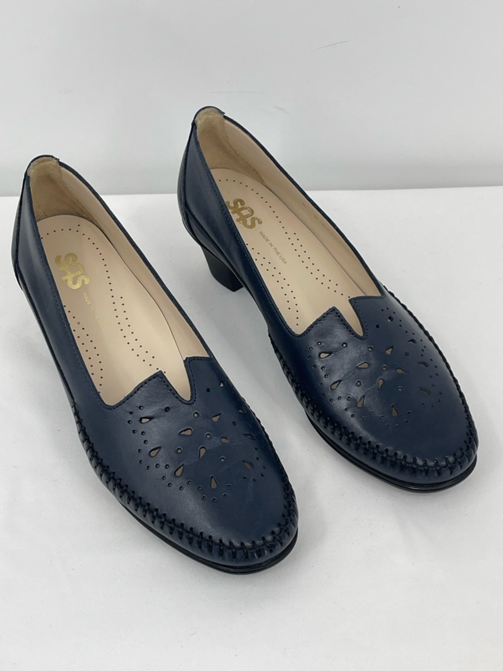 SAS SONYO SIZE 8N Navy Perforated Leather Slip-On Loafers